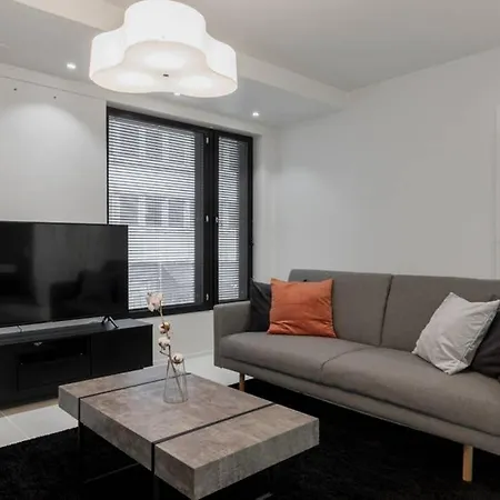 Sleek And Spacious 3 Bedroom In Centre * Helsingfors